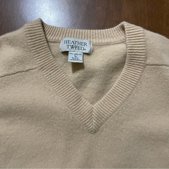 Heather & Tweed Other - Vintage lambswool sweater XL